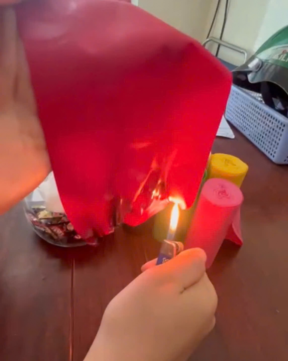 băng quấn simili màu đỏ
