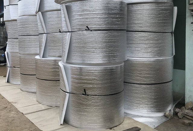 Mút Xốp cách nhiệt màu trắng